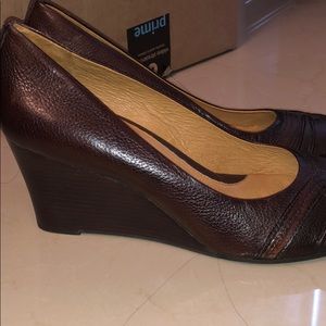Brown wedge shoes